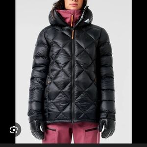 I AM LOOKiNG FOR Orage Women's WHITECAP Puffer Jacket